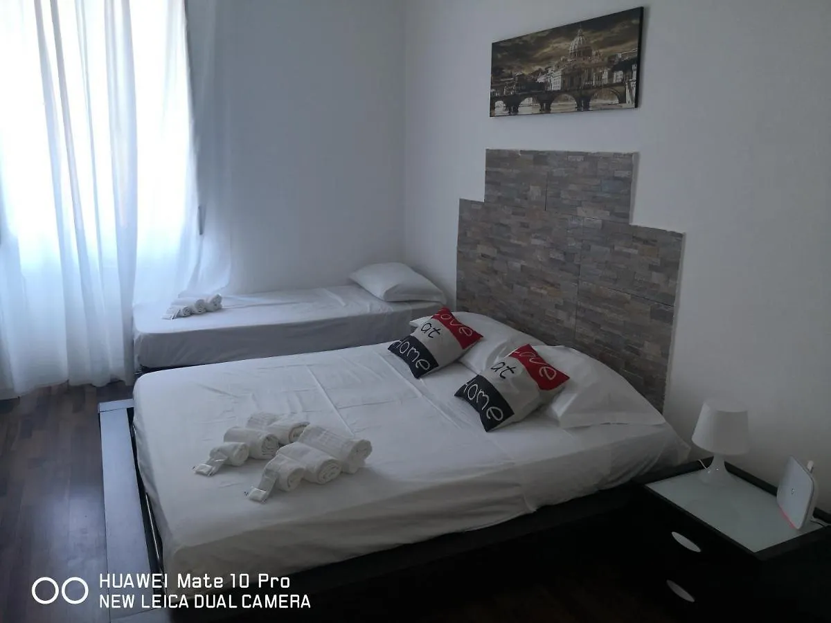 Trastevere Four Seasons Valadier Roma Daire